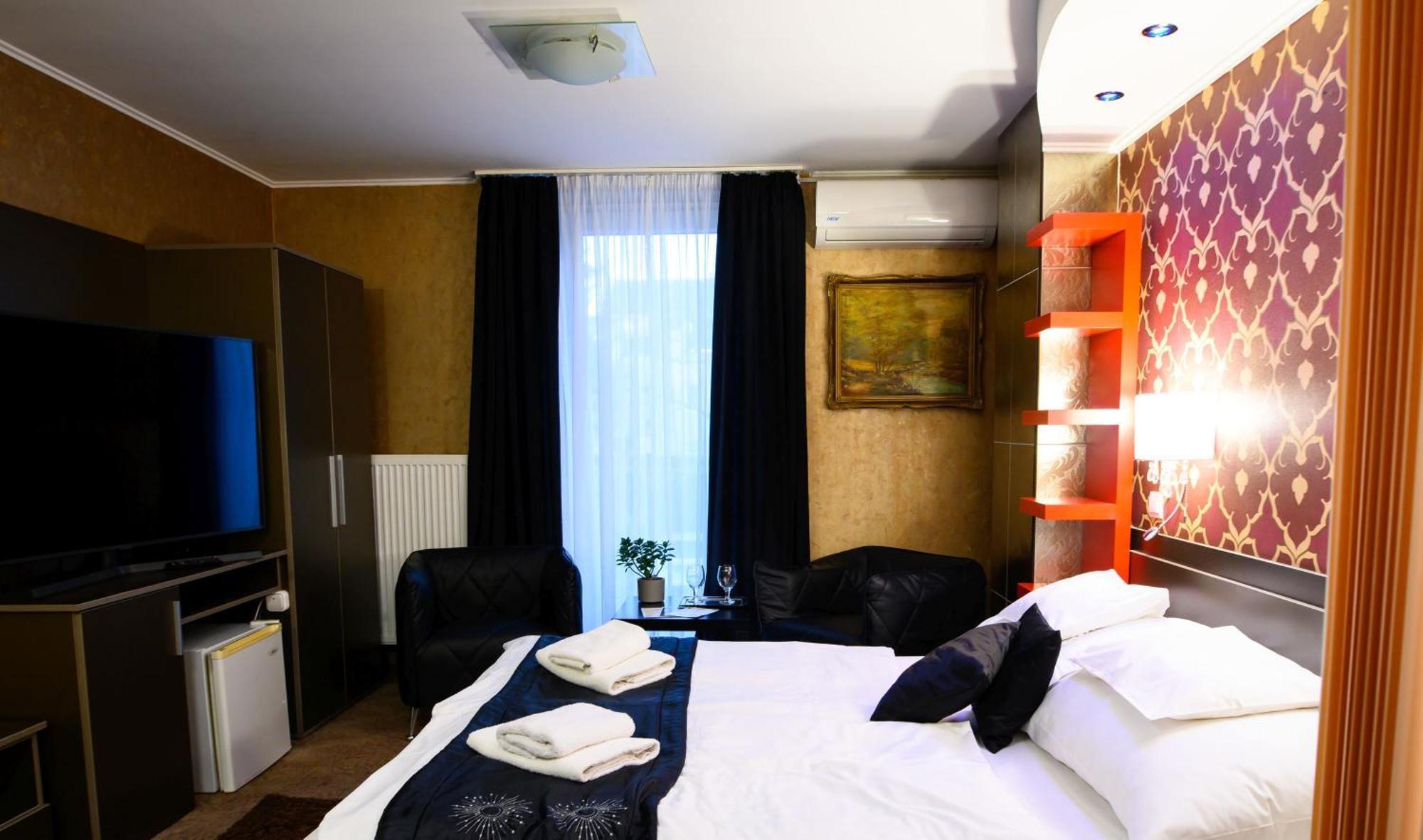 Palermo Panzio Hotel Mestecǎneşti Exterior foto